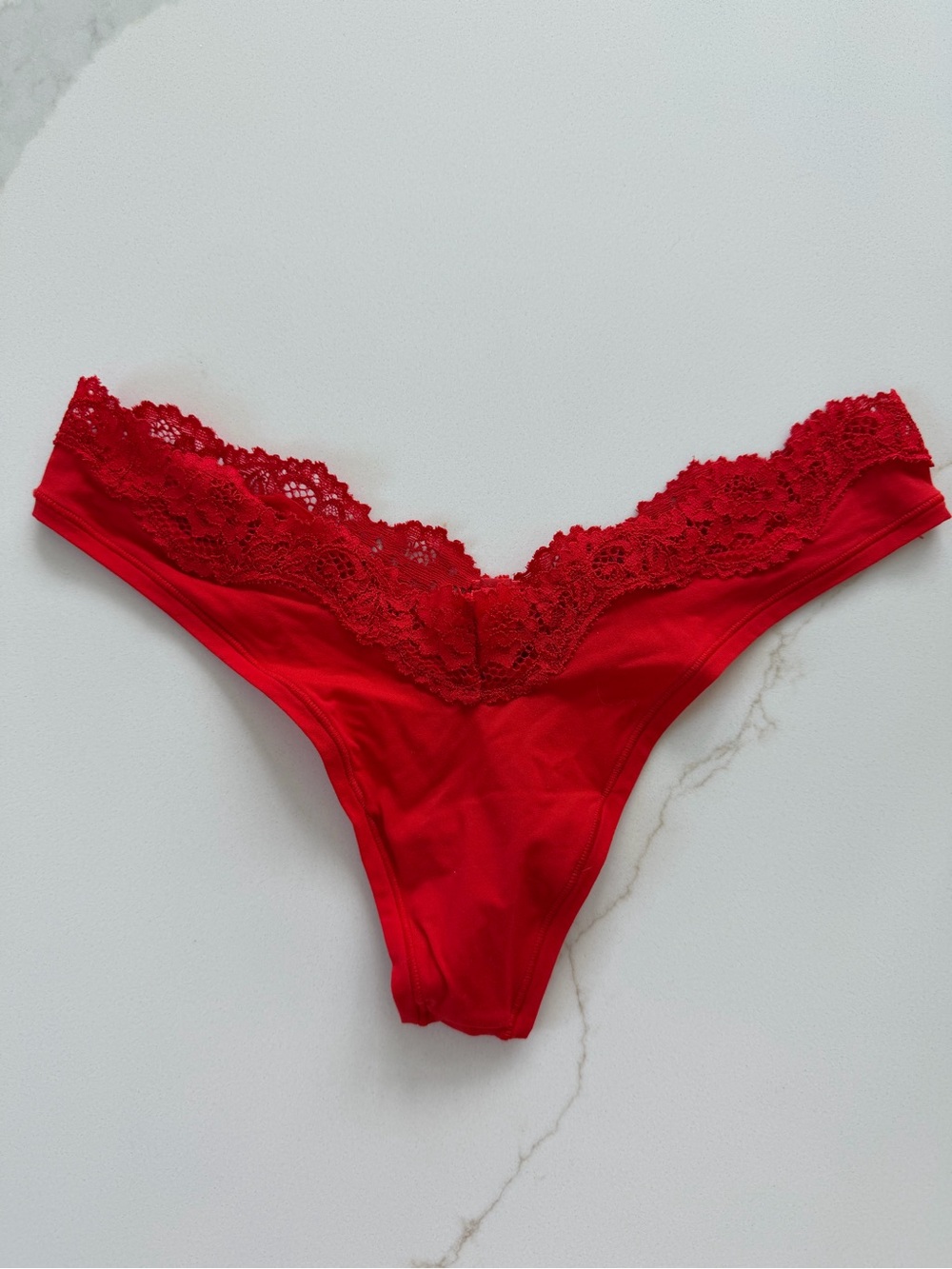 Skims Fits Everybody Lace Dipped Thong XS
